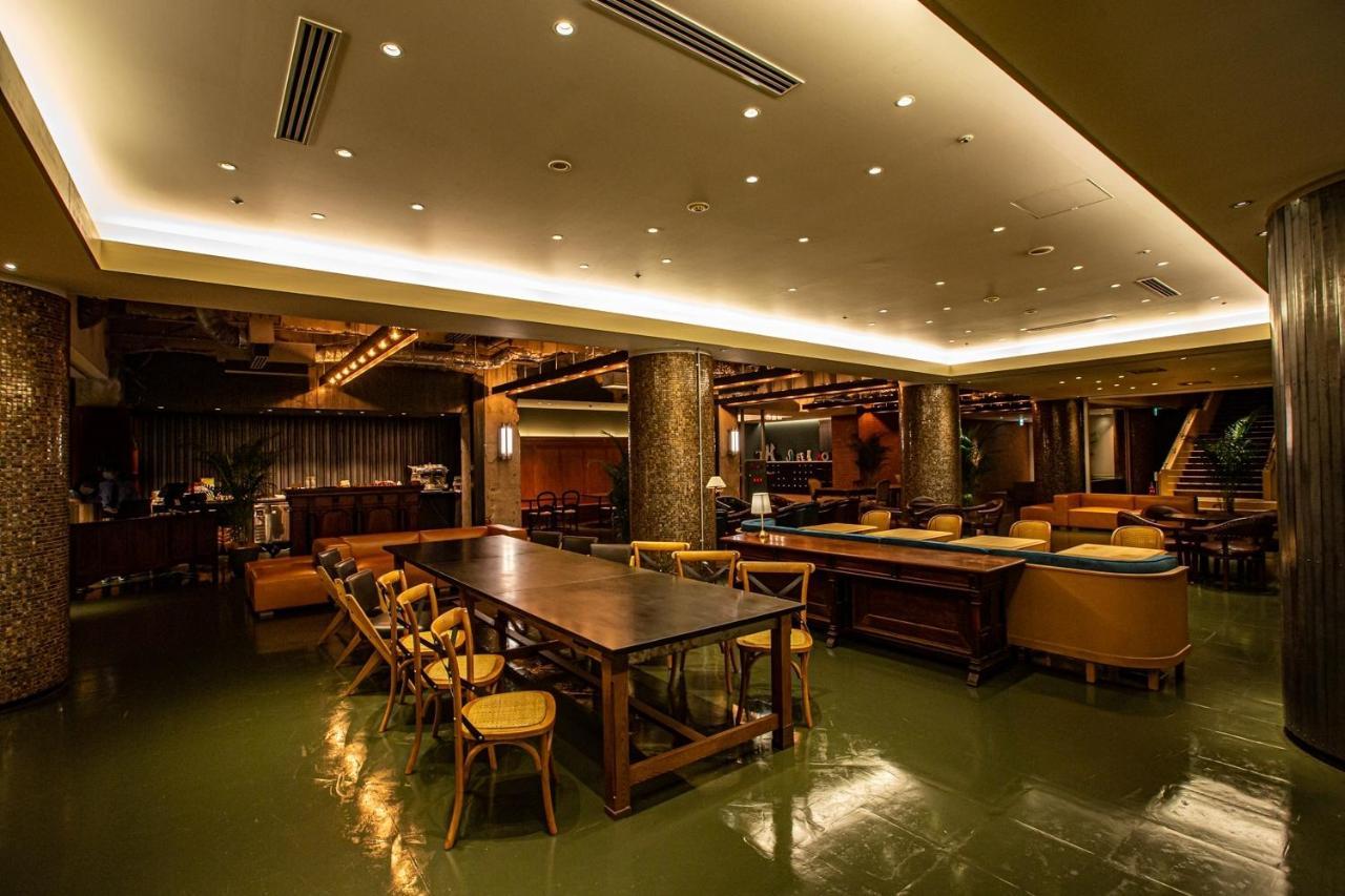 Harmonie Cinq Hotel Kitakyushu Buitenkant foto